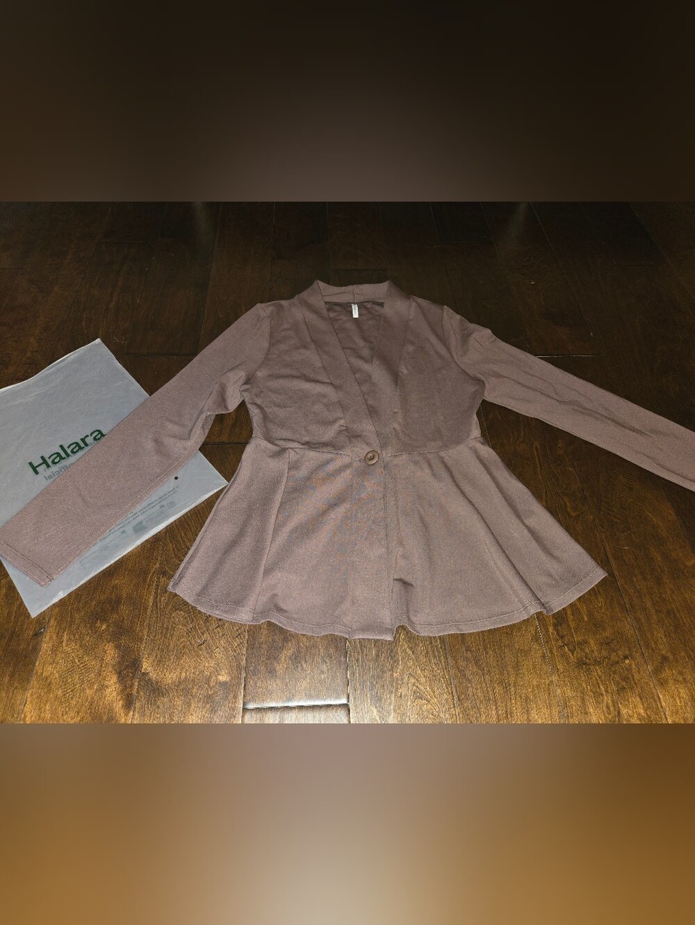HALARA NIB Women's Single-Button Peplum Jacket in Mauve